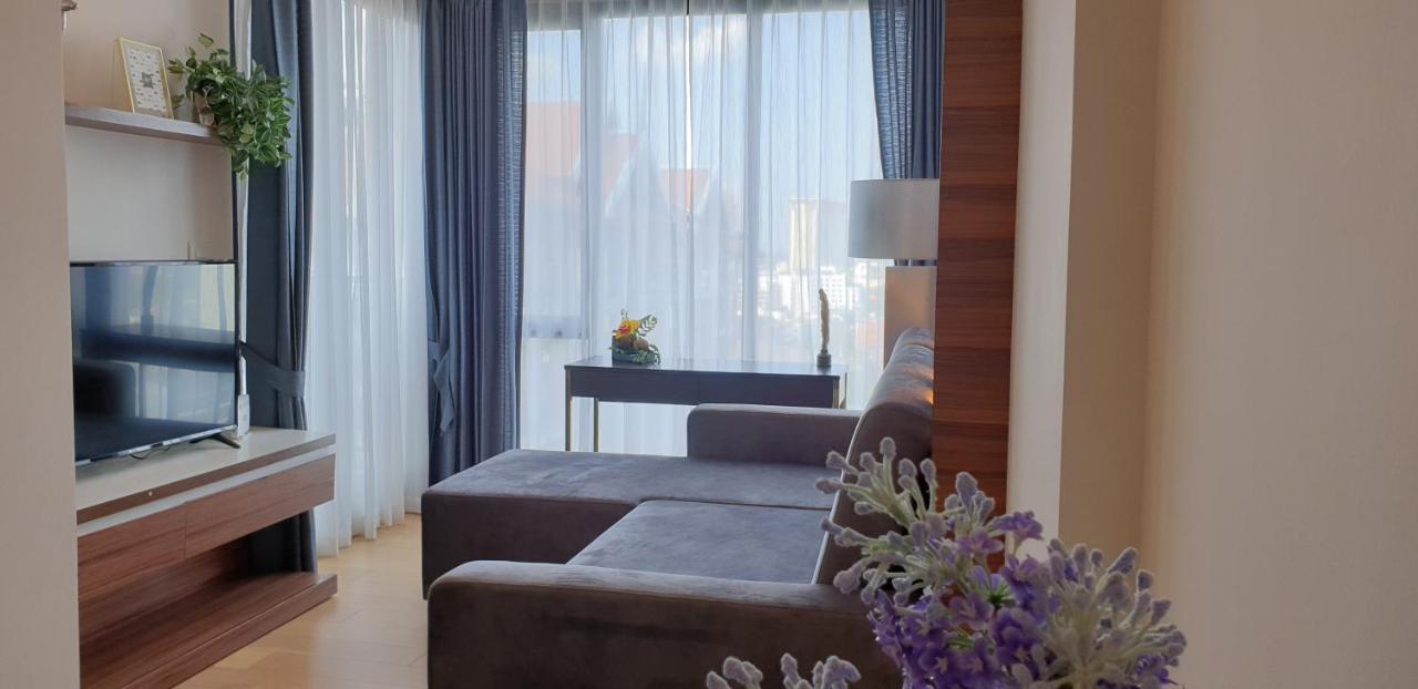 The Astra Chiang Mai Family Room Екстериор снимка