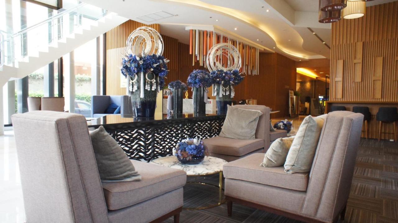 The Astra Chiang Mai Family Room Екстериор снимка