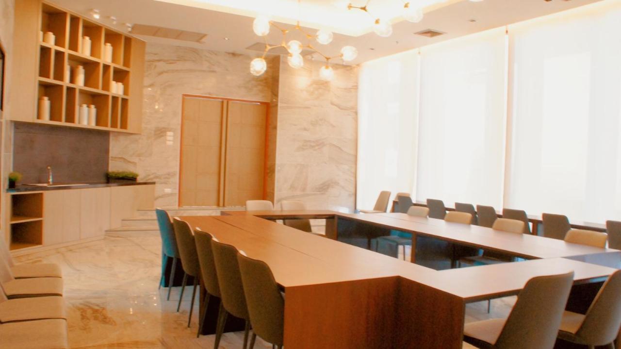 The Astra Chiang Mai Family Room Екстериор снимка