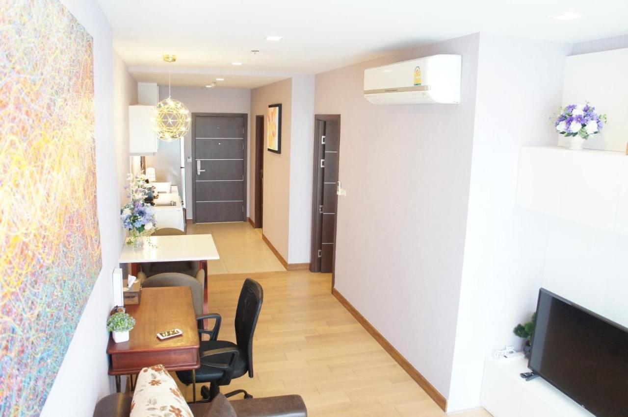 The Astra Chiang Mai Family Room Екстериор снимка